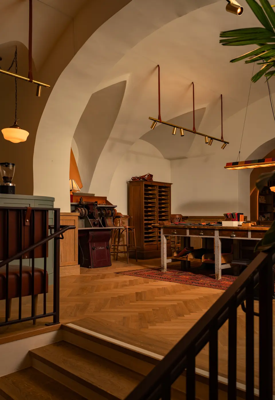 251209 ABS LK PR 00647